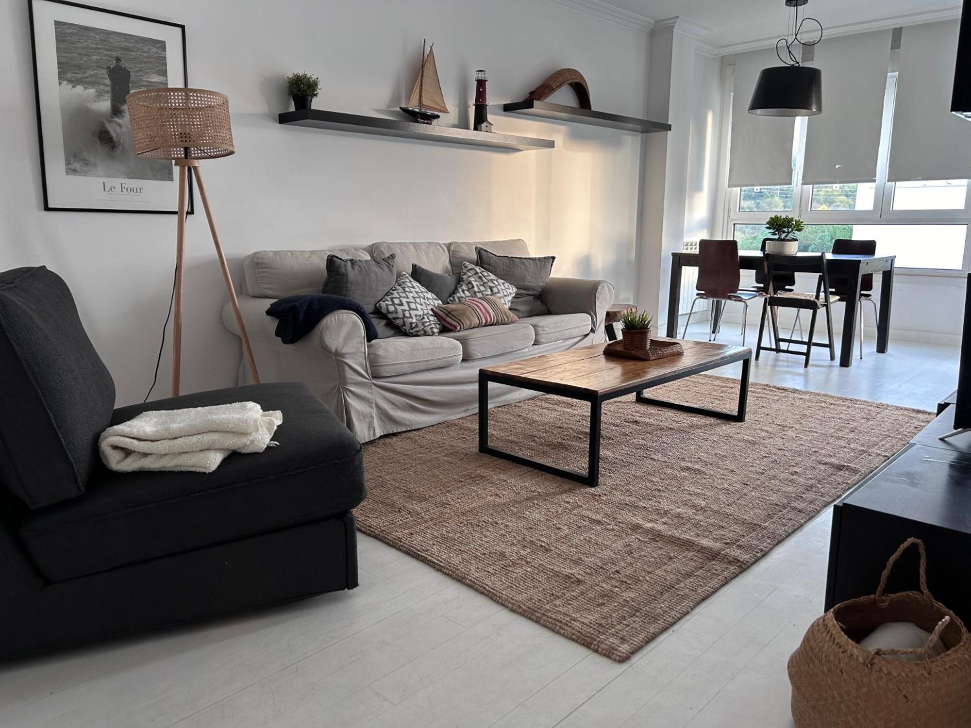 White Cozy Flat In Donostia Appartement